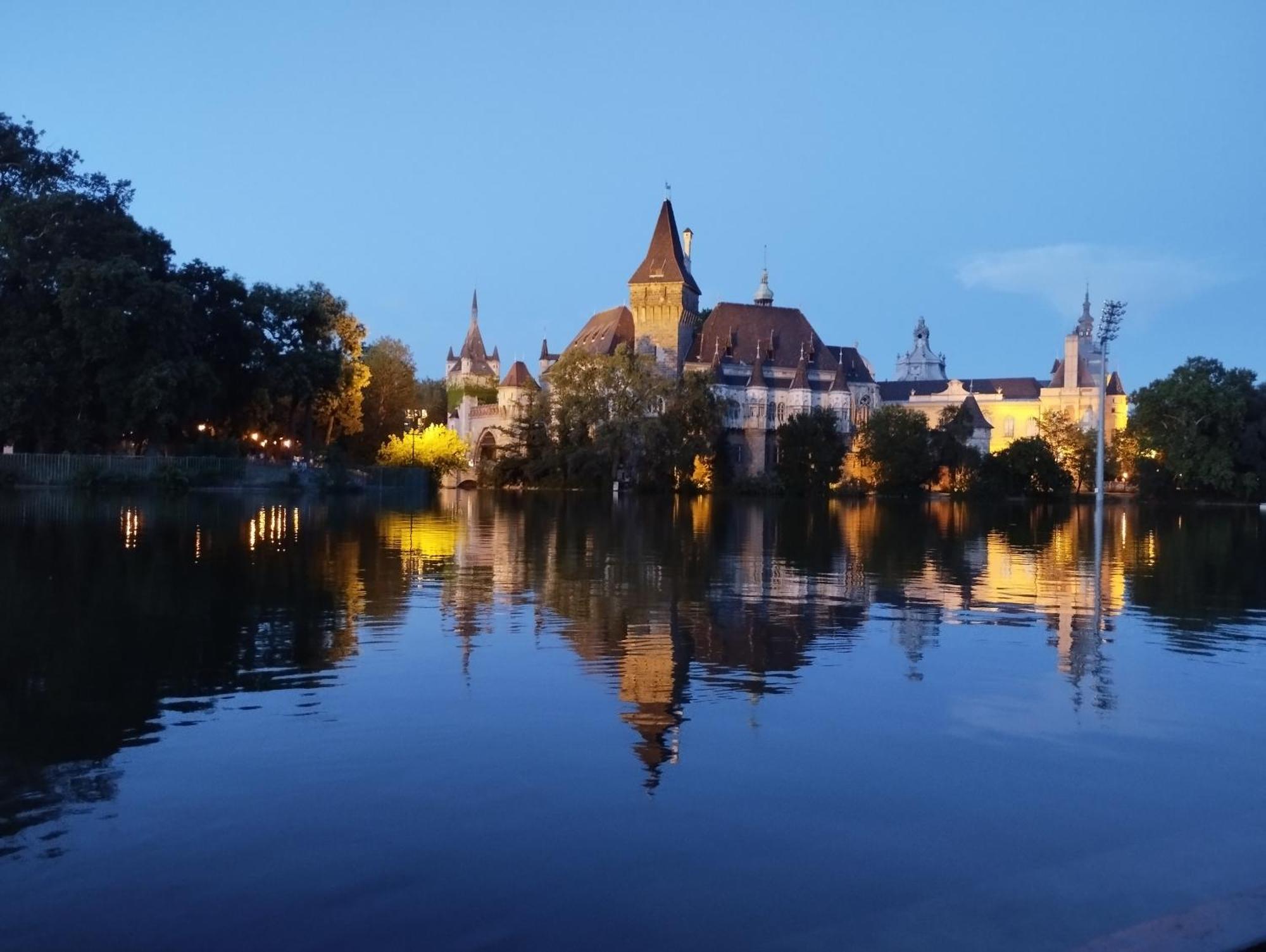 Free Parking, Balcony, Near To City Park Budapest Exterior photo